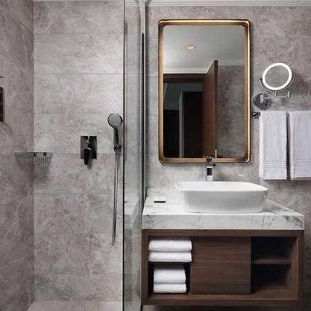 By Marriott 4*
