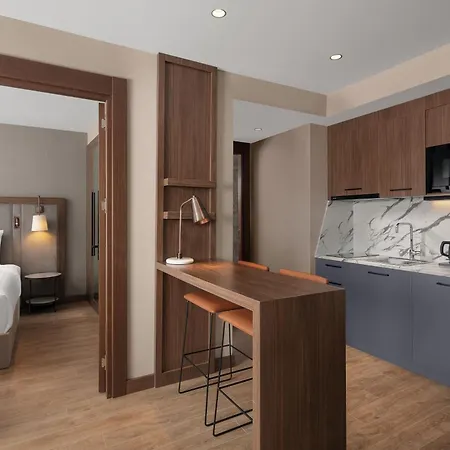 By Marriott 4*