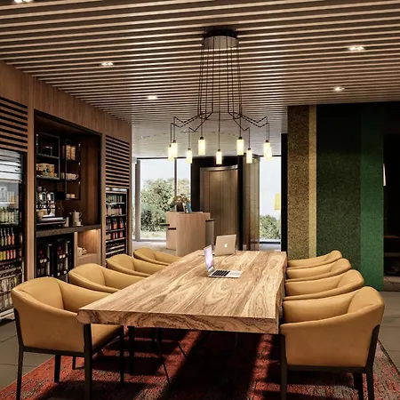 By Marriott 4*