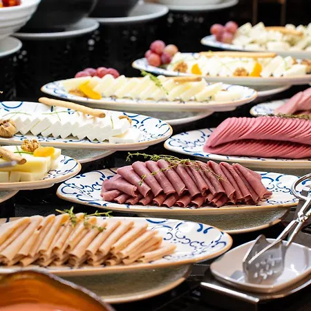 By Marriott מלון טראבזון