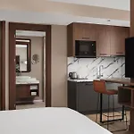 By Marriott Otel 4*